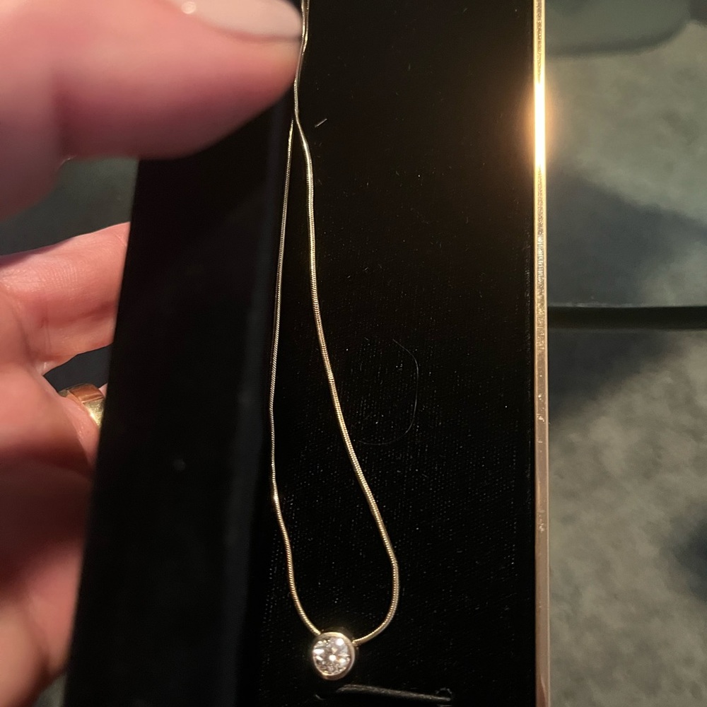 Bezel diamond 💎 - Picture 3 of 8